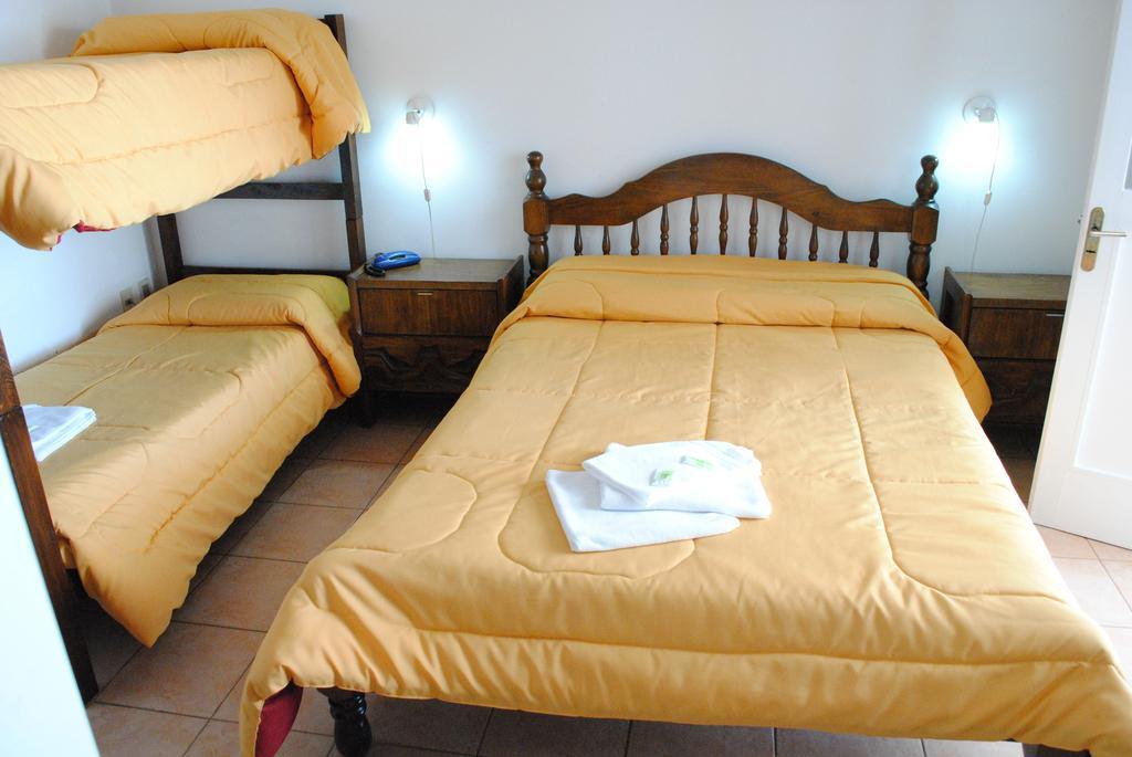 Hotel Romi Colónia do Sacramento Quarto foto